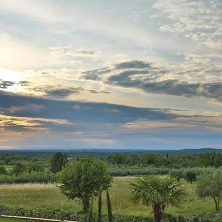 Villa Nina Porec-baderna-rakovci, Meerblick, Privater Pool, 1000m2 Grundstueck