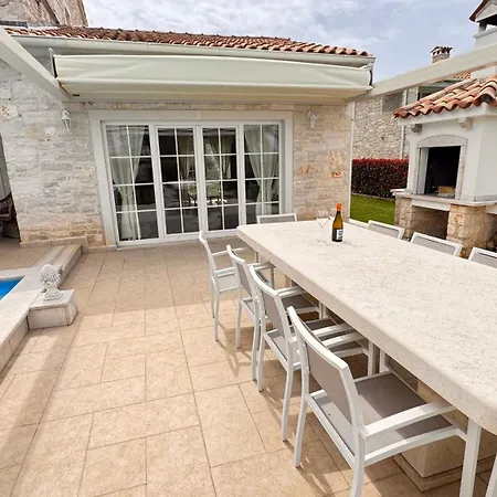 Villa Nina Porec-baderna-rakovci, Meerblick, Privater Pool, 1000m2 Grundstueck Baderna
